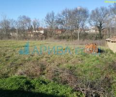 Парцел в с. Орлово с проект за къща и разрешение за строеж