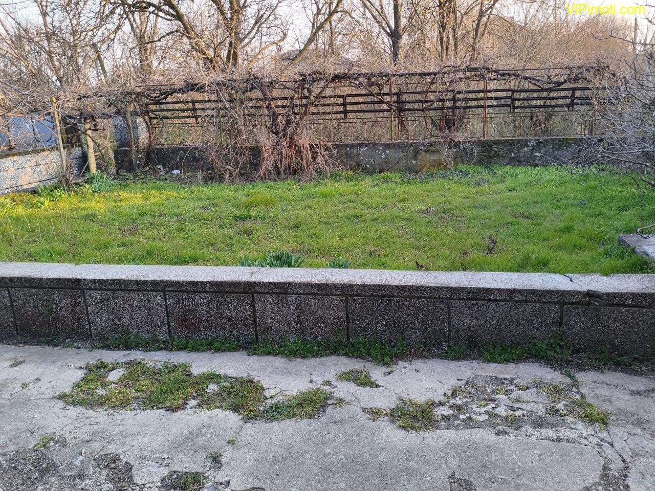 ДВЕ МАСИВНИ ТУХЛЕНИ КЪЩИ за продажба в село Яздач, на 20 км от гр. СТАРА ЗАГОРА - ИЗГОДНО ! ДВЕ МАСИВНИ ТУХЛЕНИ КЪЩИ за продажба в село Яздач, на 20 км от гр. СТАРА ЗАГОРА - ИЗГОДНО !